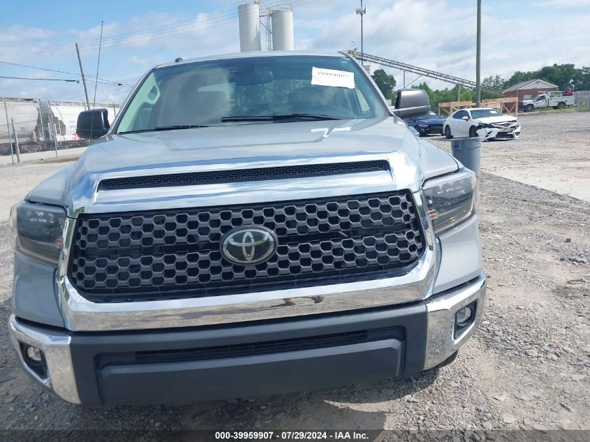 2019 Toyota Tundra Sr5 5.7L V8 VIN: 5TFDW5F10KX867664 Lot: 39959907