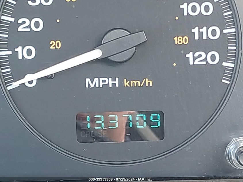 2002 Jeep Grand Cherokee Limited VIN: 1J4GW58N62C272333 Lot: 39959939