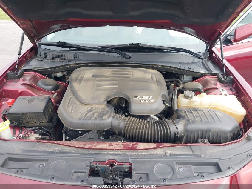 2017 Chrysler 300 Limited VIN: 2C3CCAAG4HH512183 Lot: 39959942