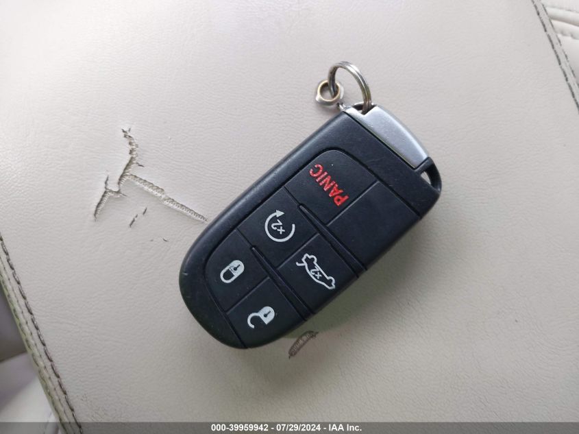 2017 Chrysler 300 Limited VIN: 2C3CCAAG4HH512183 Lot: 39959942