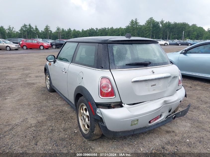 2013 Mini Hardtop Cooper VIN: WMWSU3C54DT374036 Lot: 39960055