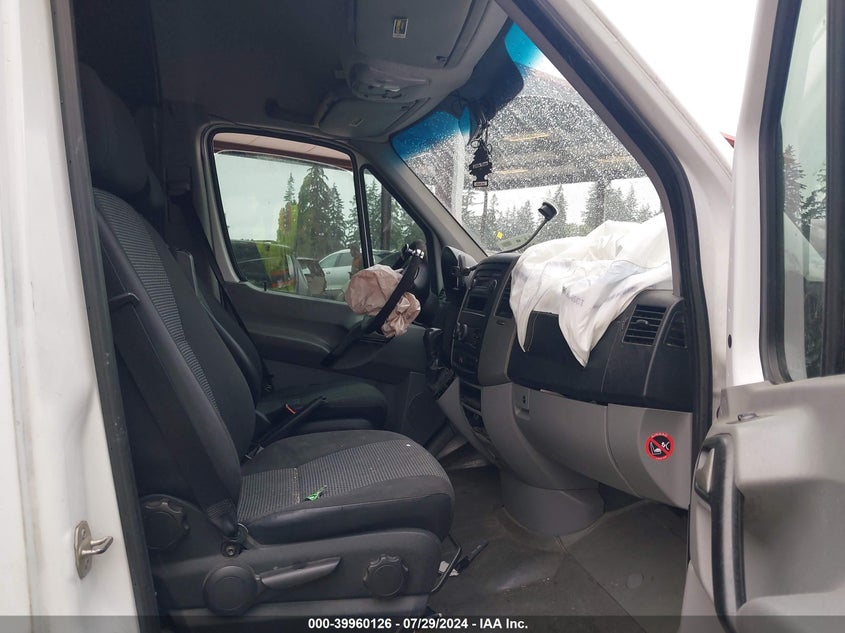 2010 Dodge Sprinter VIN: WDYPE8CC9A549144 Lot: 39960126