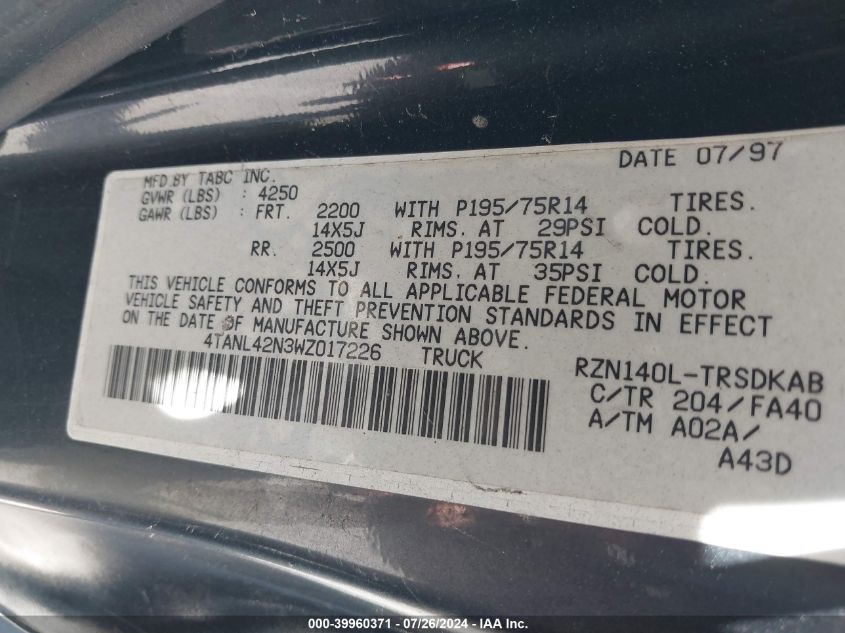 1998 Toyota Tacoma VIN: 4TANL42N3WZ017226 Lot: 39960371