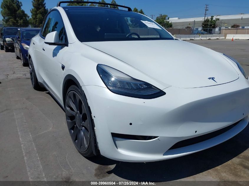 2020 Tesla Model Y Long Range Dual Motor All-Wheel Drive/Performance Dual Motor All-Wheel Drive VIN: 5YJYGDEF1LF058739 Lot: 39960504