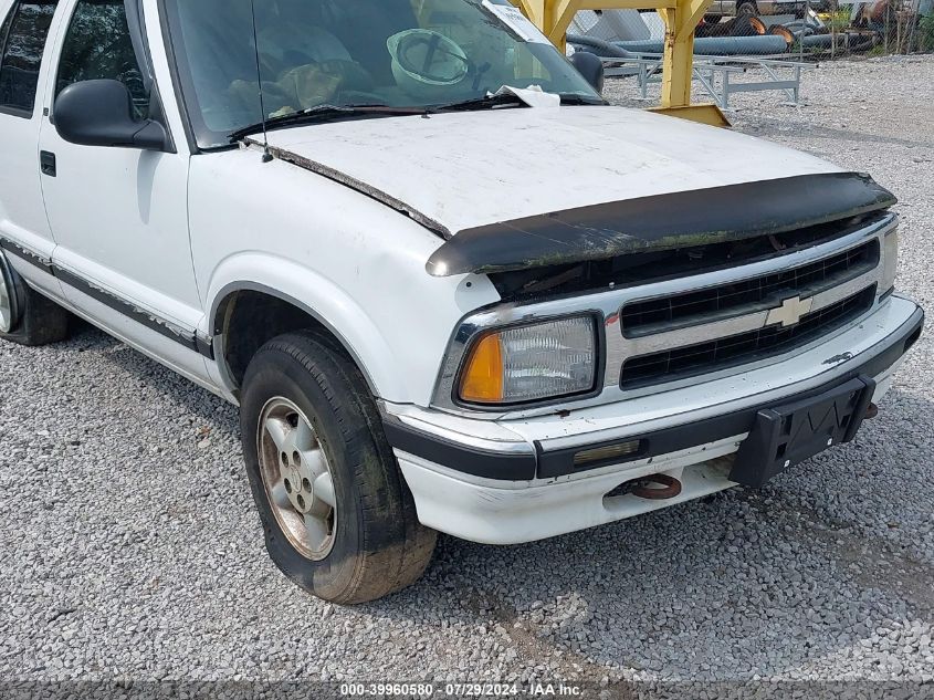 1997 Chevrolet Blazer VIN: 1GNDT13W6V2132553 Lot: 39960580