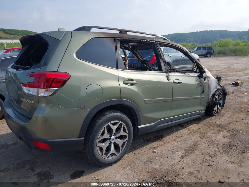 2019 SUBARU FORESTER PREMIUM - JF2SKAGCXKH526277