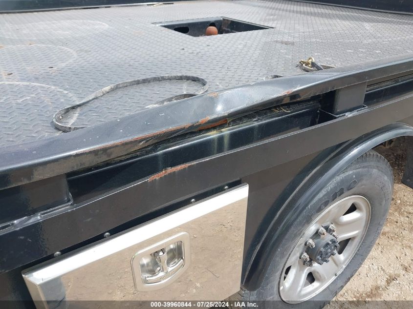 2017 Ram 3500 St VIN: 3C63R3GL2HG770588 Lot: 39960844