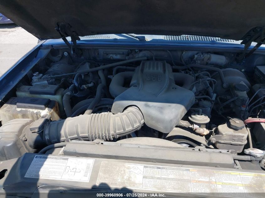 2000 Ford Explorer Xlt VIN: 1FMDU73E2YUA45835 Lot: 39960906