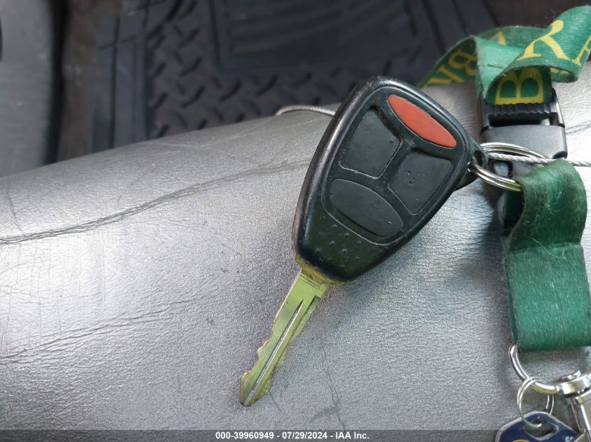 2005 Jeep Grand Cherokee Laredo VIN: 1J4HR48N85C641249 Lot: 39960949