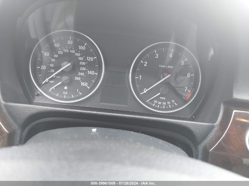 2011 BMW 328I VIN: WBAPH7G58BNN05644 Lot: 39961008