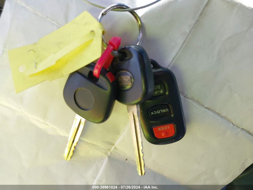 2002 Toyota Sienna Le/Xle VIN: 4T3ZF13C62U437209 Lot: 39961024