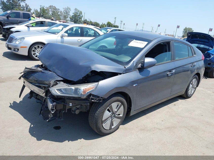 VIN KMHC65LC3KU131445 2019 HYUNDAI IONIQ HYBRID BLUE