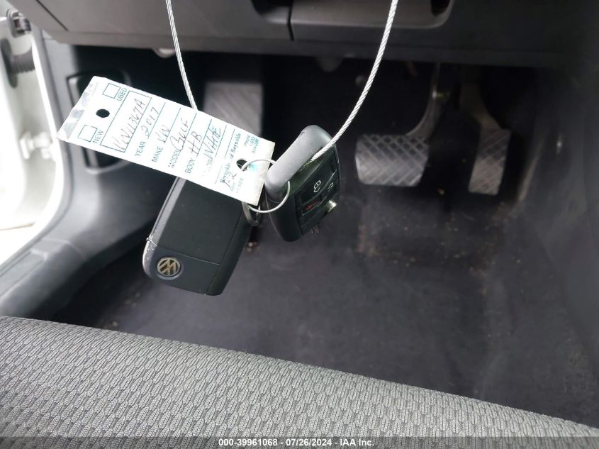 2017 Volkswagen Golf Tsi S 4-Door/Tsi Se 4-Door/Tsi Sel 4-Door/Tsi Wolfsburg Edition 4-Door VIN: 3VW217AU8HM045869 Lot: 39961068