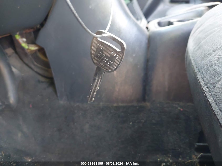 2000 Chevrolet Silverado 1500 Ls VIN: 1GCEK19T1YE375154 Lot: 39961195