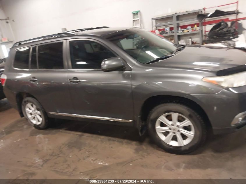 2013 Toyota Highlander V6 VIN: 5TDBK3EHXDS204343 Lot: 39961239