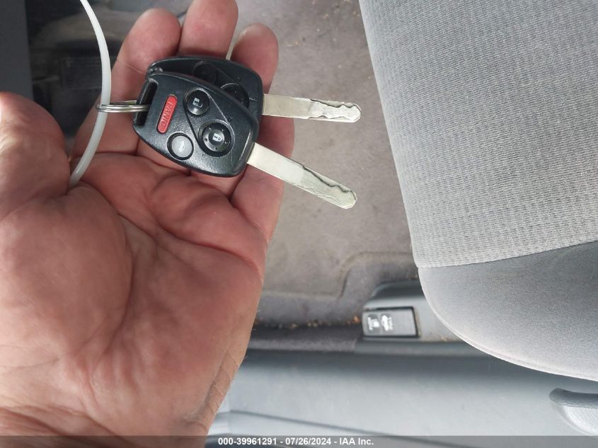 2004 Honda Accord 2.4 Lx VIN: JHMCM56324C036582 Lot: 39961291