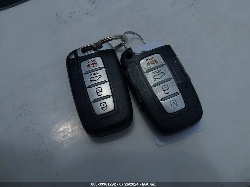 2011 Hyundai Sonata Limited VIN: 5NPEC4AC5BH137129 Lot: 39961292