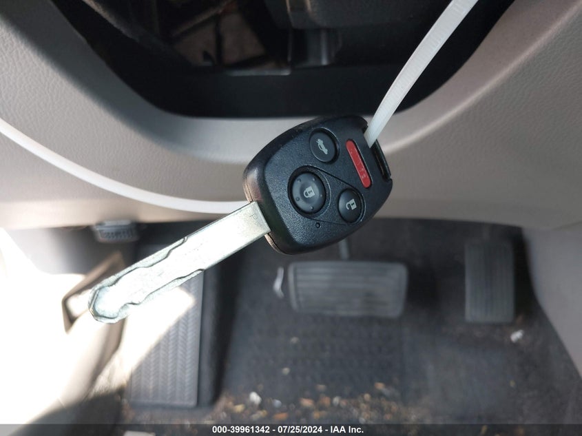 2011 Honda Accord 3.5 Ex-L VIN: 1HGCP3F87BA006853 Lot: 39961342