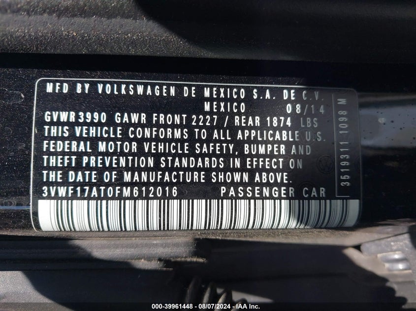 2015 VOLKSWAGEN BEETLE 1.8T CLASSIC - 3VWF17AT0FM612016