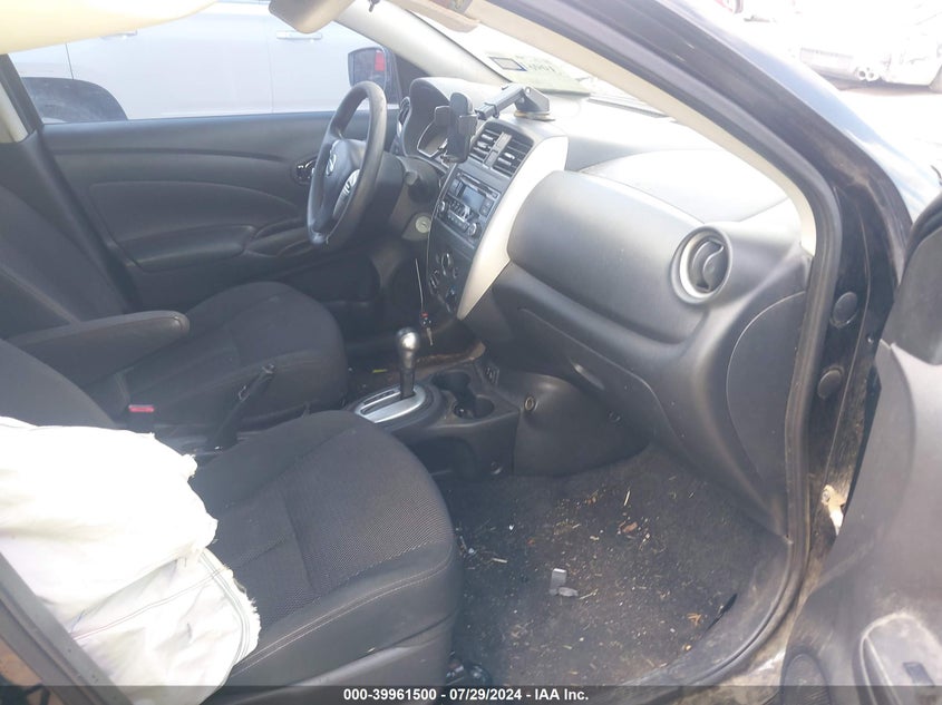 2018 NISSAN VERSA 1.6 SV - 3N1CN7AP3JL806991