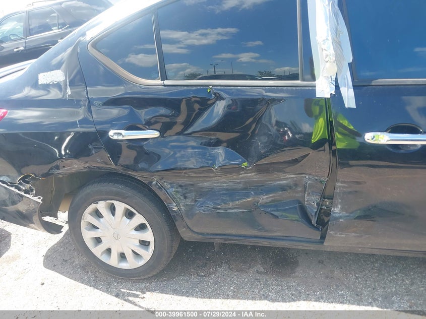 2018 NISSAN VERSA 1.6 SV - 3N1CN7AP3JL806991