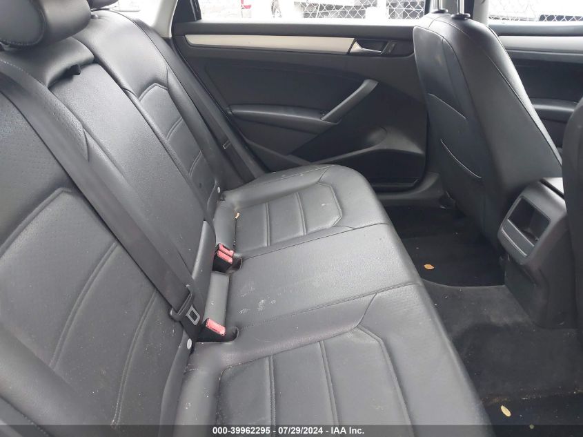 2012 Volkswagen Passat 2.5L Se VIN: 1VWBP7A37CC011504 Lot: 39962295