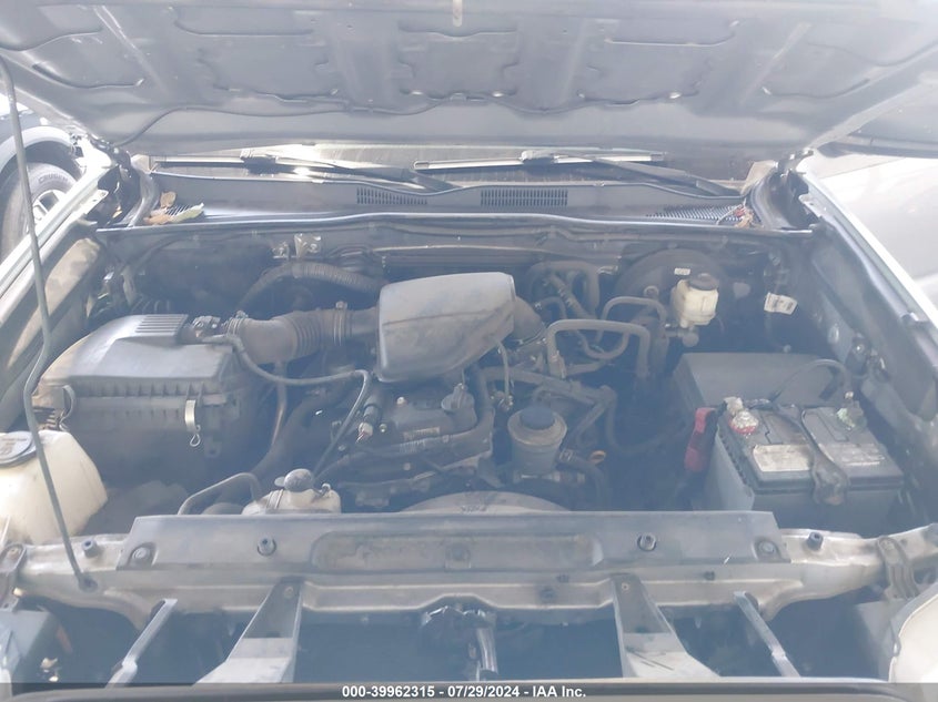 2017 TOYOTA TACOMA SR - 5TFRX5GN6HX091165