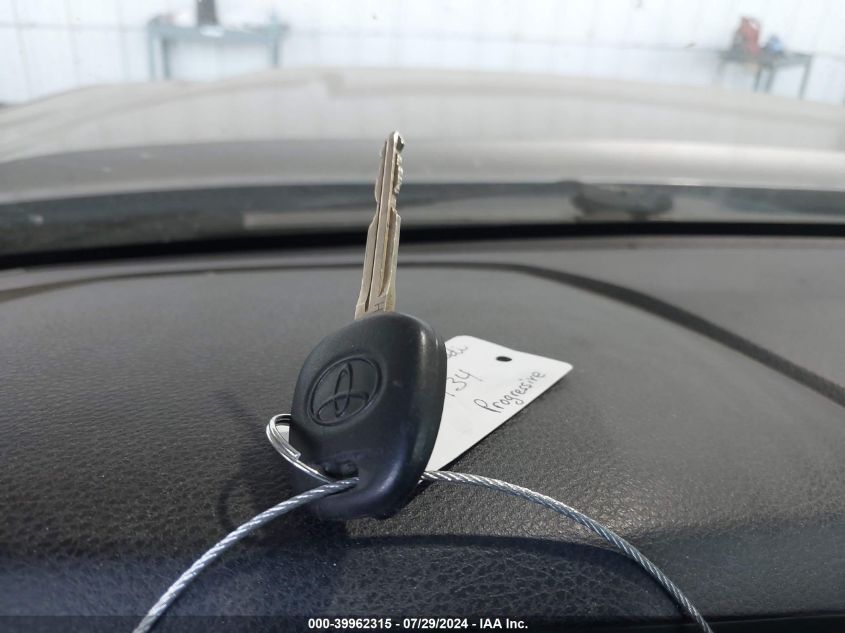 2017 TOYOTA TACOMA SR - 5TFRX5GN6HX091165