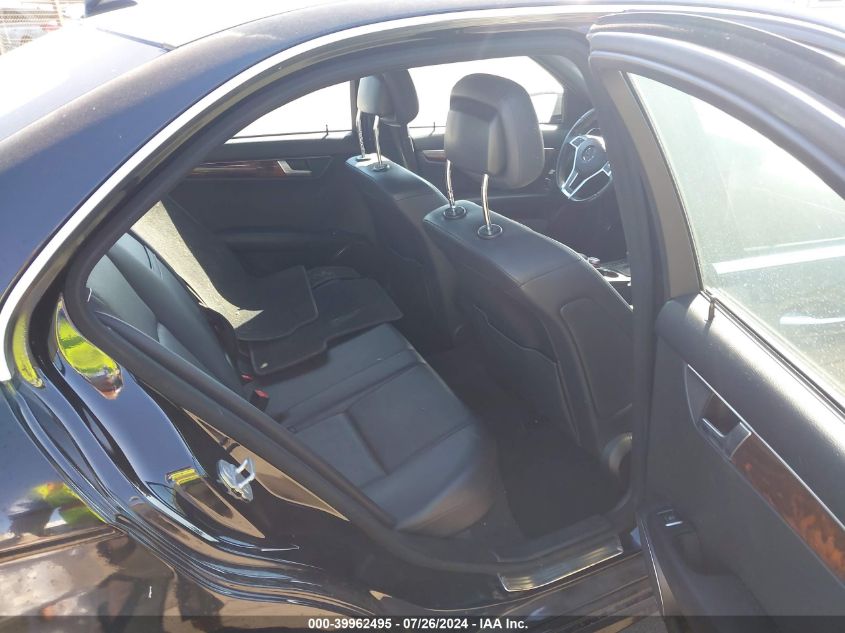 2012 Mercedes-Benz C 250 Luxury/Sport VIN: WDDGF4HB8CR205856 Lot: 39962495