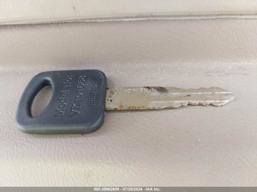 2002 Chevrolet Tahoe Lt VIN: 1GNEC13Z02R249935 Lot: 39962609