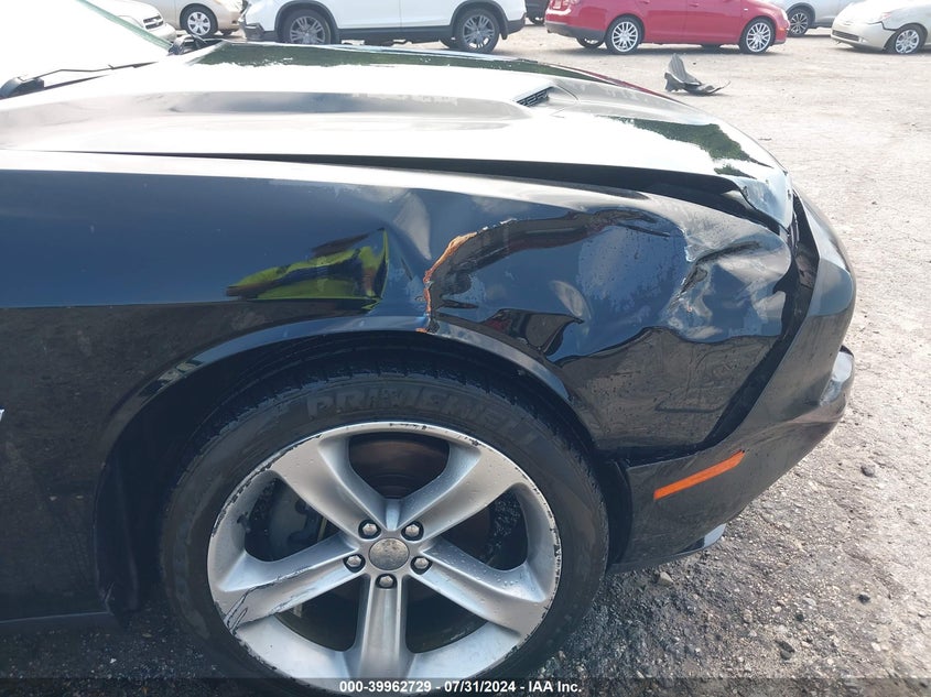 2015 Dodge Challenger R/T VIN: 2C3CDZAT0FH910691 Lot: 39962729