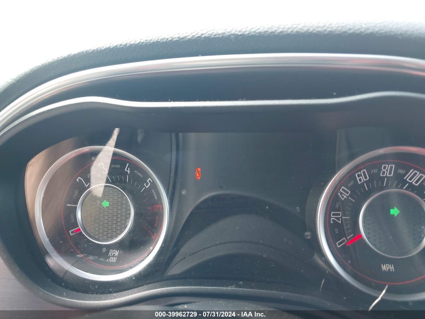 2015 Dodge Challenger R/T VIN: 2C3CDZAT0FH910691 Lot: 39962729