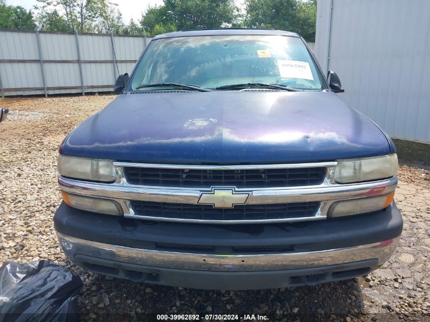 2001 Chevrolet Tahoe Lt VIN: 1GNEC13TX1J121811 Lot: 39962892