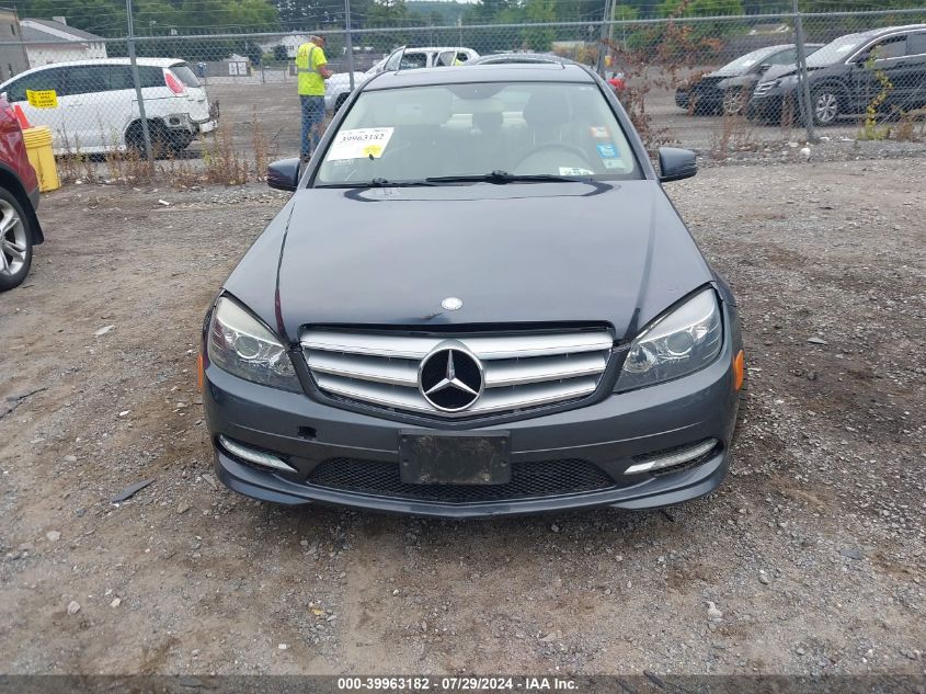 2011 Mercedes-Benz C 300 Luxury 4Matic/Sport 4Matic VIN: WDDGF8BBXBR171384 Lot: 39963182