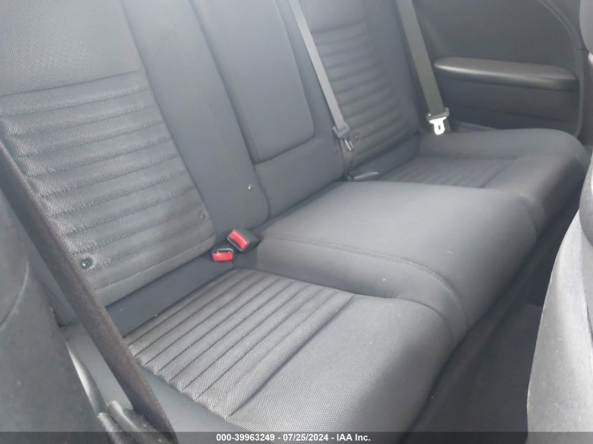 2013 Dodge Challenger Sxt VIN: 2C3CDYAG5DH561988 Lot: 39963249