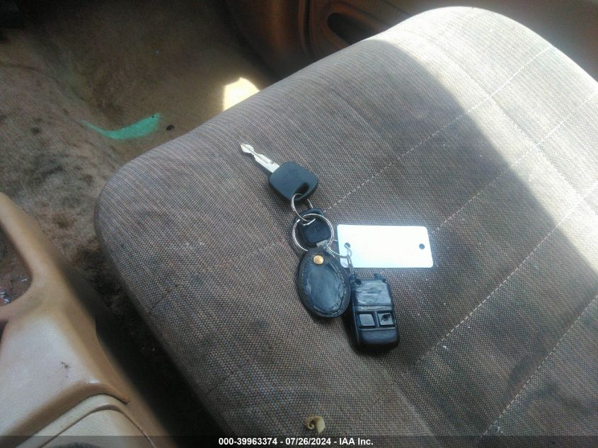 1996 Ford Explorer VIN: 1FMDU32X4TUA90277 Lot: 39963374