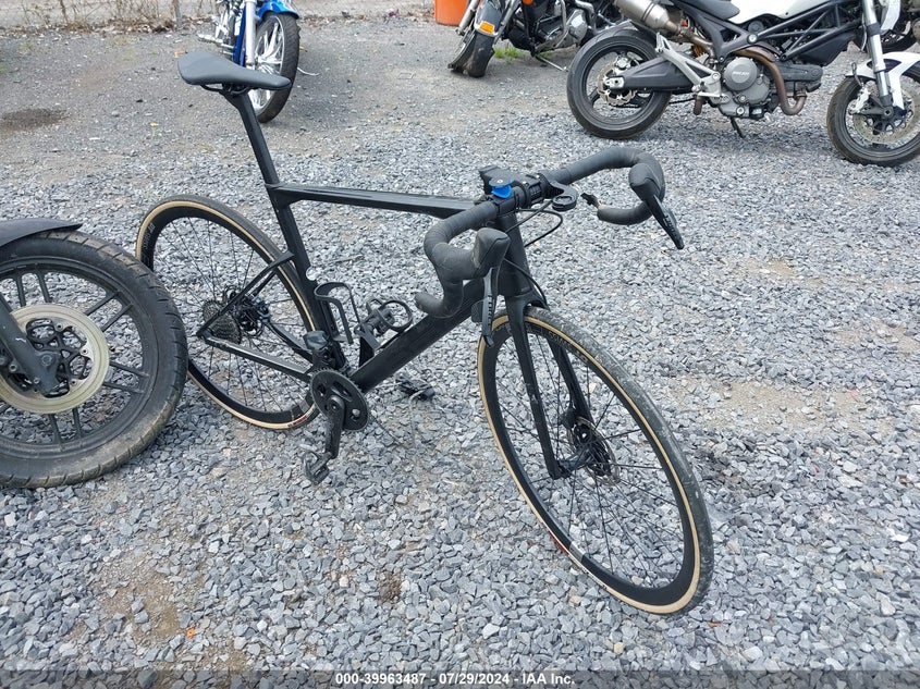 2021 BMC ROADMACHINE