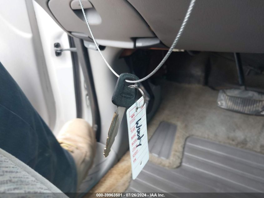 1998 Ford F-150 Lariat/Xl/Xlt VIN: 1FTZF07W2WKA17704 Lot: 39963501