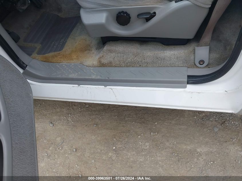 1998 Ford F-150 Lariat/Xl/Xlt VIN: 1FTZF07W2WKA17704 Lot: 39963501