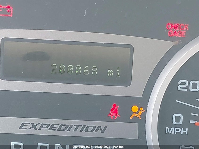 2006 Ford Expedition Eddie Bauer VIN: 1FMPU17566LA02090 Lot: 39963637