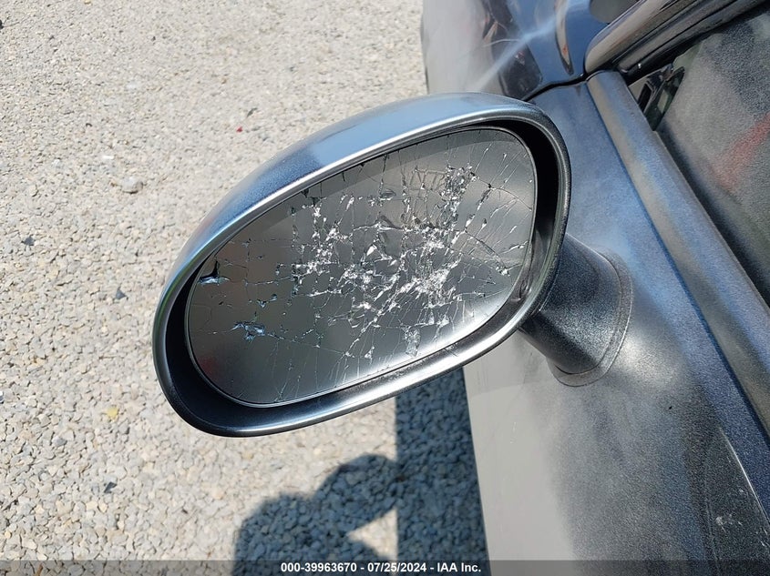 2015 Dodge Challenger R/T VIN: 2C3CDZAT2FH710007 Lot: 39963670