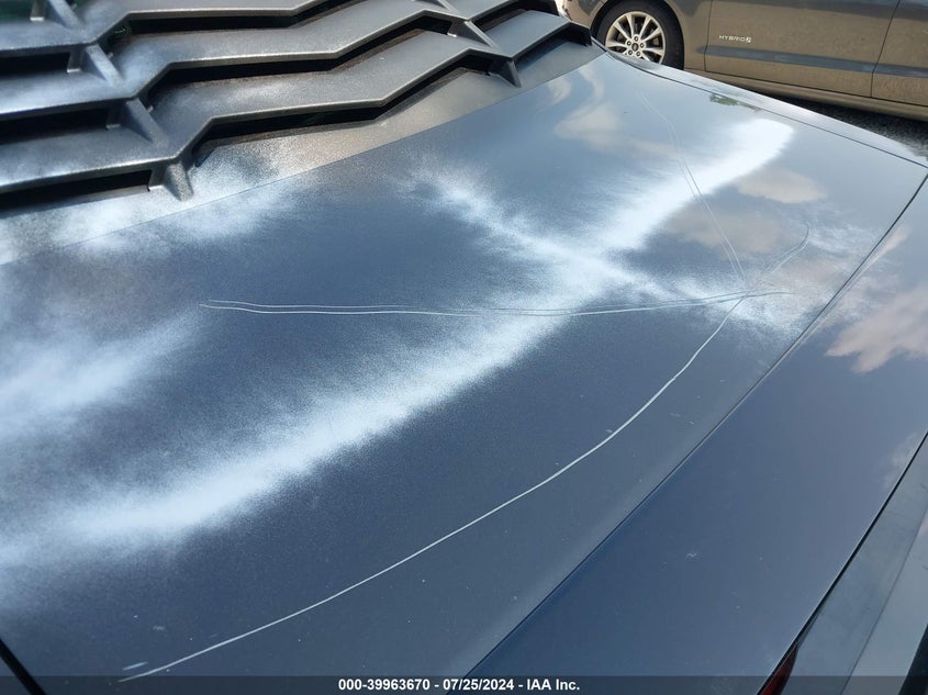 2015 Dodge Challenger R/T VIN: 2C3CDZAT2FH710007 Lot: 39963670