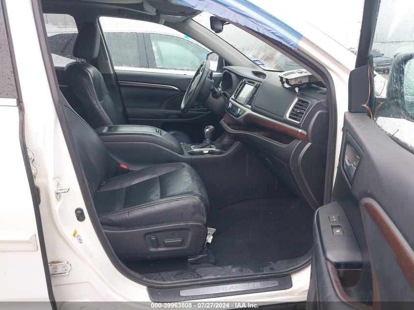 2015 TOYOTA HIGHLANDER LIMITED PLATINUM V6 - 5TDYKRFH4FS115138