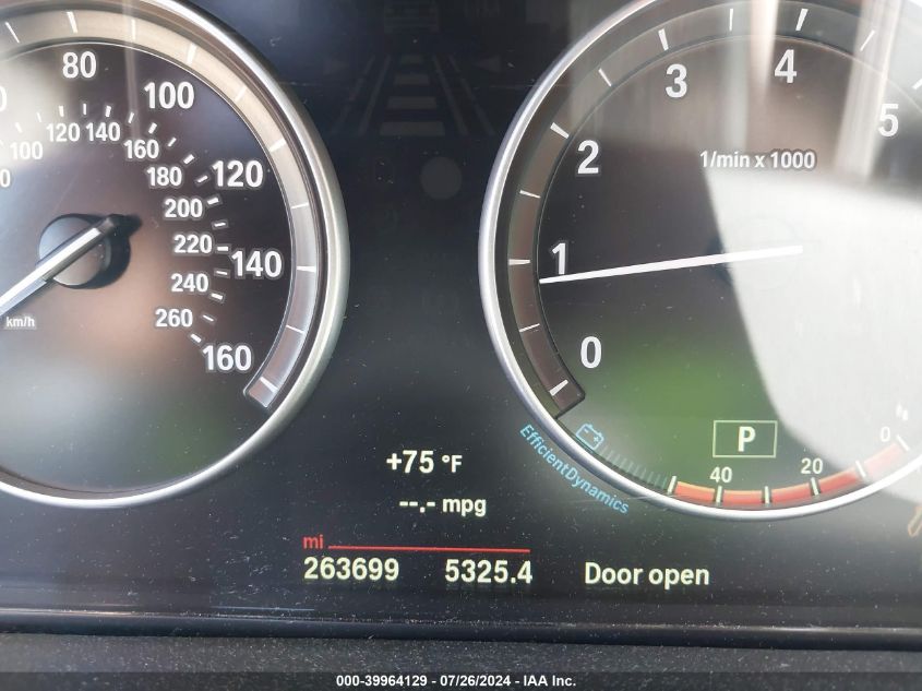 2015 BMW X5 xDrive35I VIN: 5UXKR0C58F0K64242 Lot: 39964129