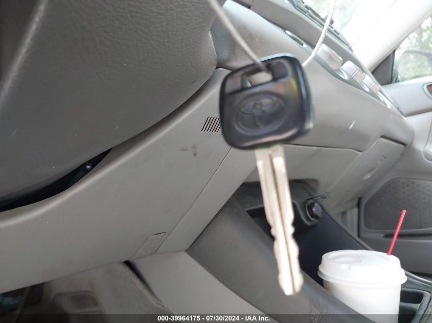 2004 Toyota Camry Le/Se/Std/Xle VIN: 4T1BE32K24U879604 Lot: 39964175