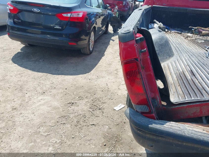 2005 Ford F-250 Xl/Xlt VIN: 1FTNF20545EA92963 Lot: 39964229