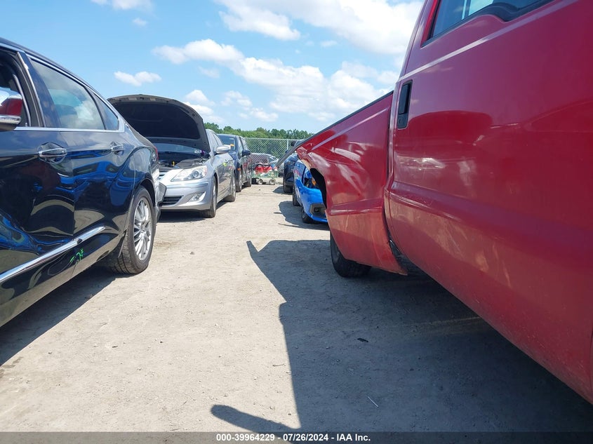 2005 Ford F-250 Xl/Xlt VIN: 1FTNF20545EA92963 Lot: 39964229