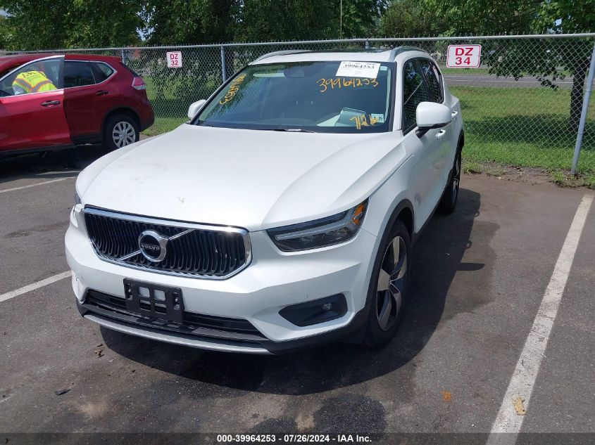 2021 Volvo Xc40 T5 Momentum VIN: YV4162UKXM2492313 Lot: 39964253