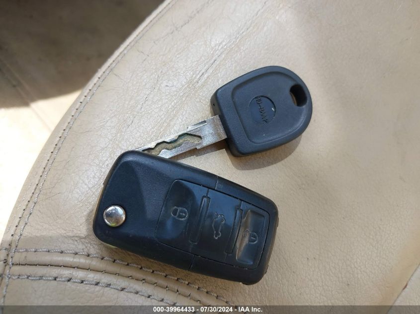 2003 Volkswagen Passat Glx VIN: WVWRH63B13P337756 Lot: 39964433