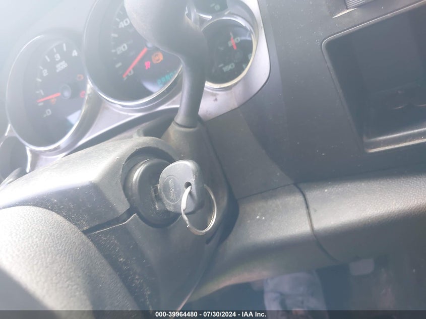 2011 Chevrolet Silverado 1500 Lt VIN: 1GCRCSEA0BZ303001 Lot: 39964480